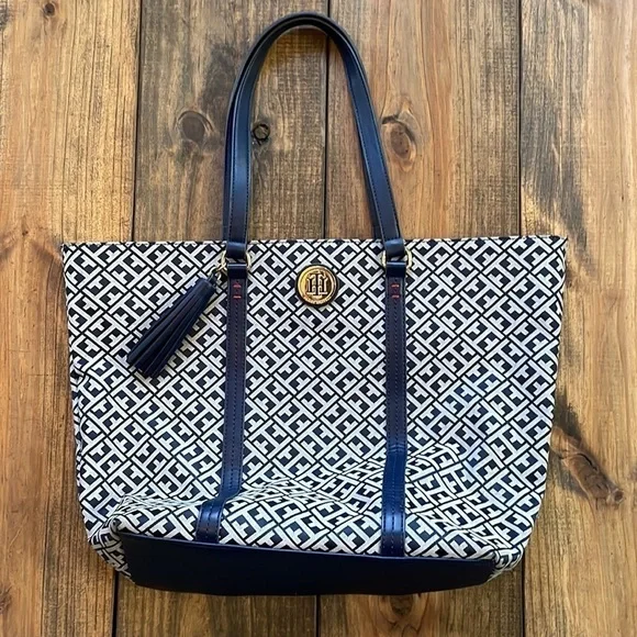 tommy Hilfiger Large Tote Shoulder Handbag Purse Blue - Picture 2 of 10